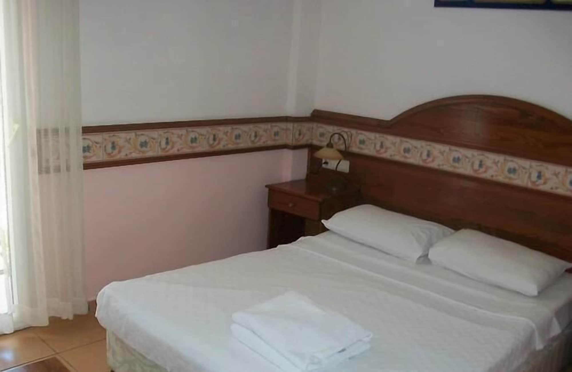 Kriss Otel Ortakent Exterior foto